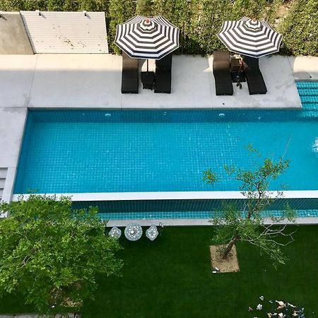 Baan Oliver Srinakarin Bangkok Exteriér fotografie