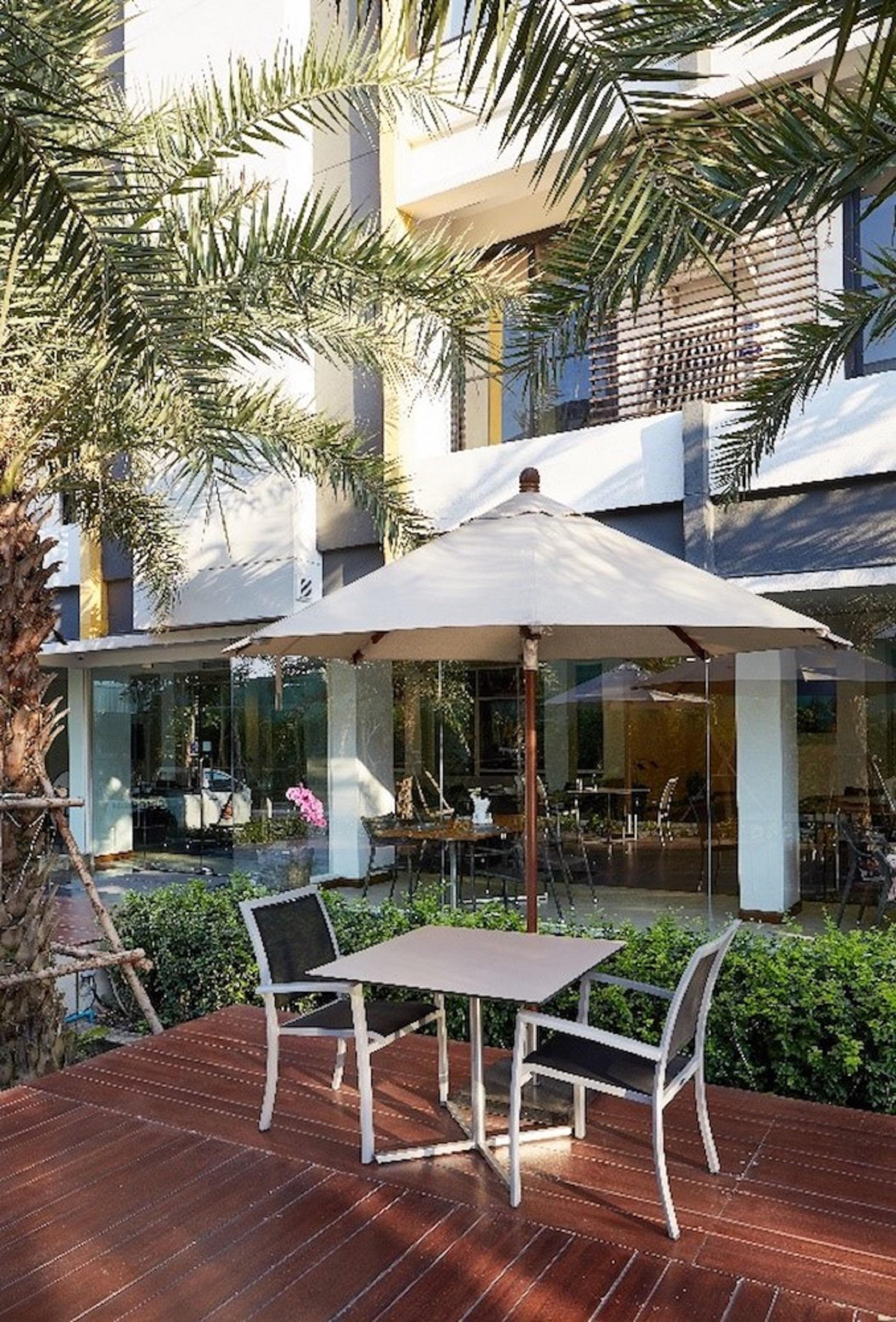 Baan Oliver Srinakarin Bangkok Exteriér fotografie